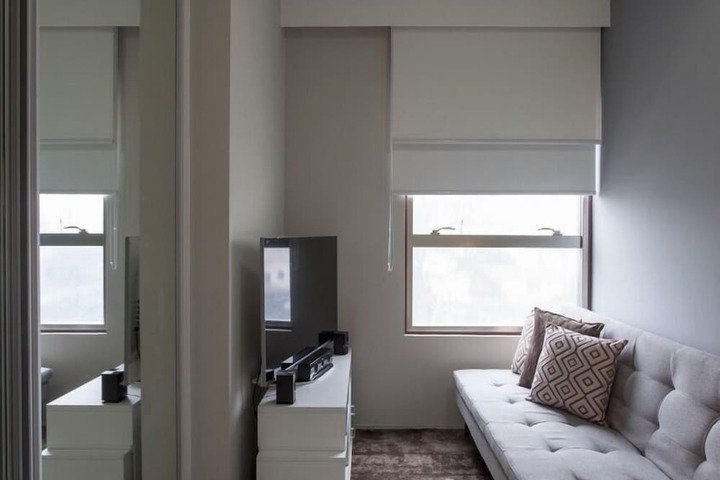 Room 6 of 15