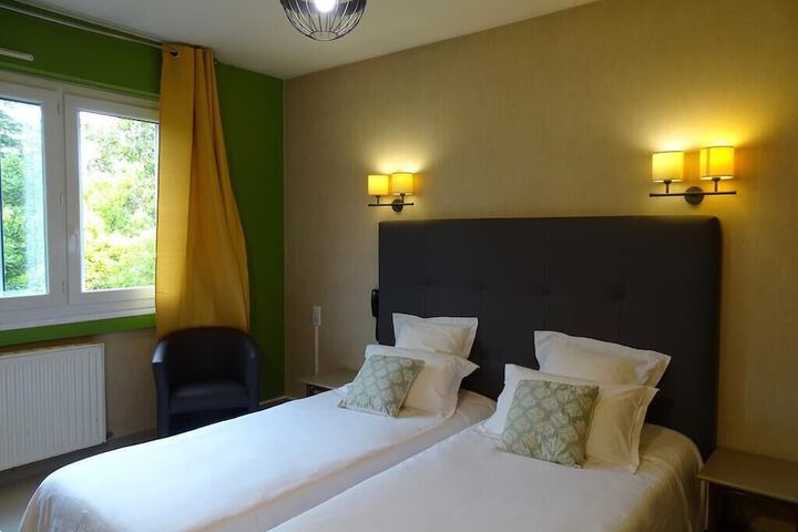 Room 7 of 71