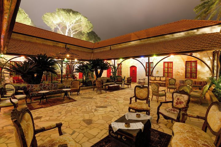 Hotel Exterior 213 of 214