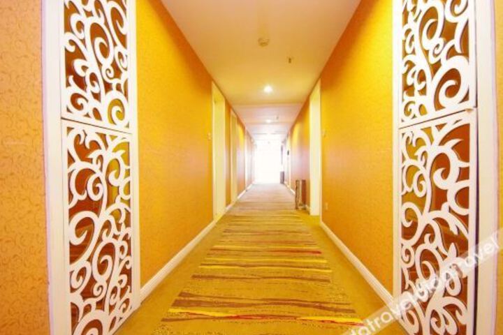 Hotel Interior 10 of 22