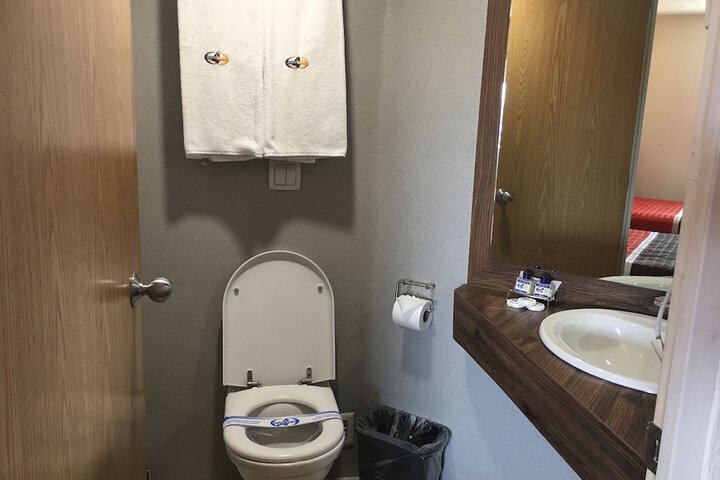Room 15 of 40