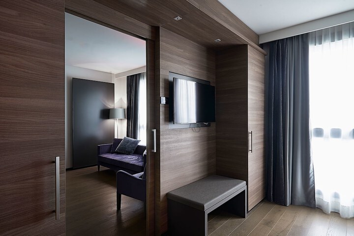 Room 18 of 51