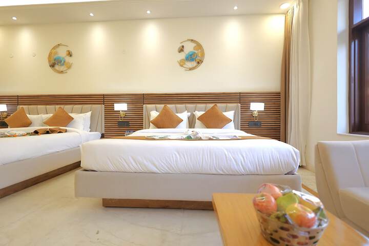 Room 15 of 63