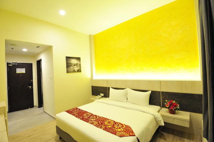 Room 17 of 51