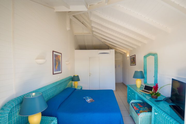 Room 4 of 41
