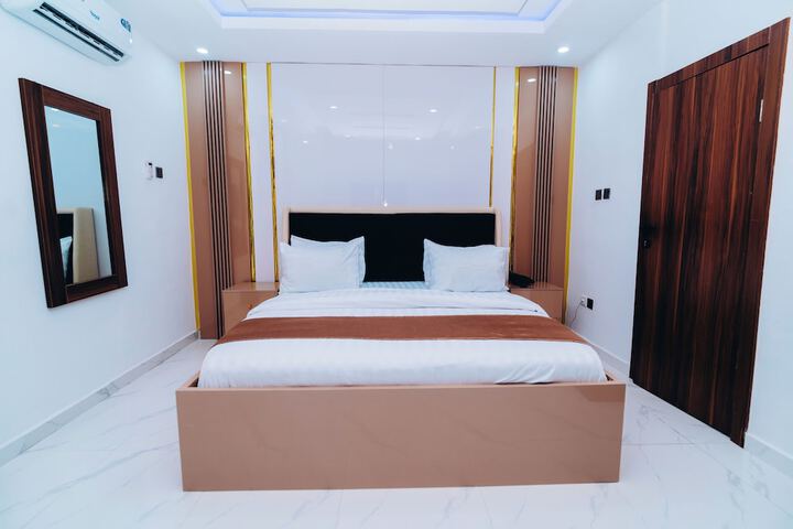 Room 22 of 60
