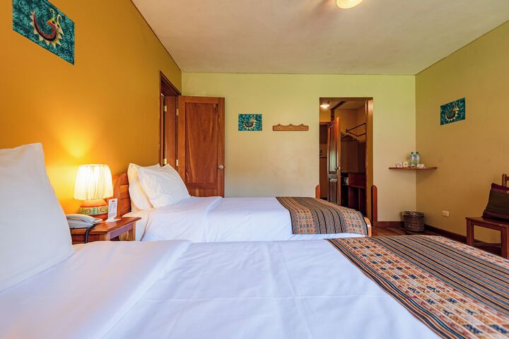 Room 20 of 132
