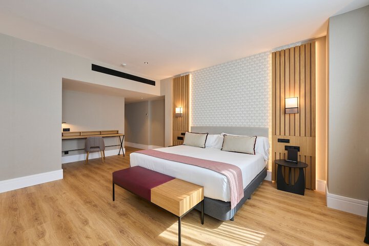 Room 25 of 116