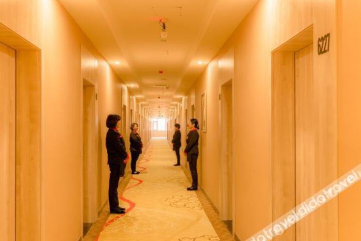 Hotel Interior 7 of 28