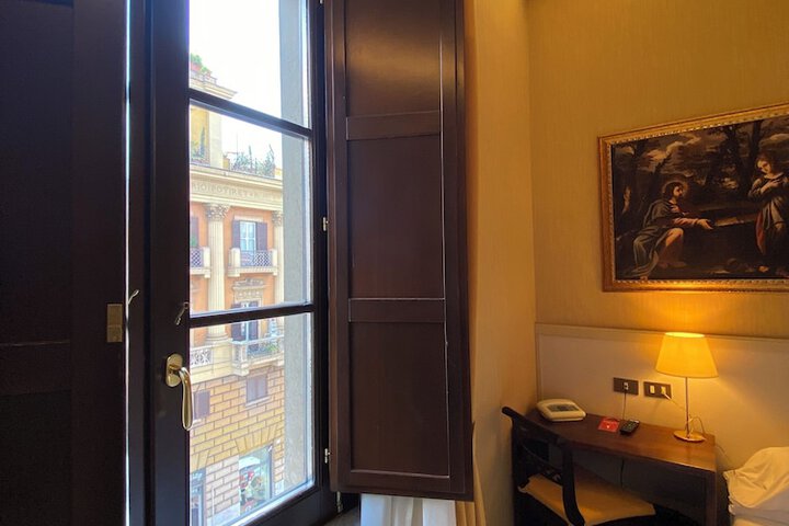 Room 75 of 180