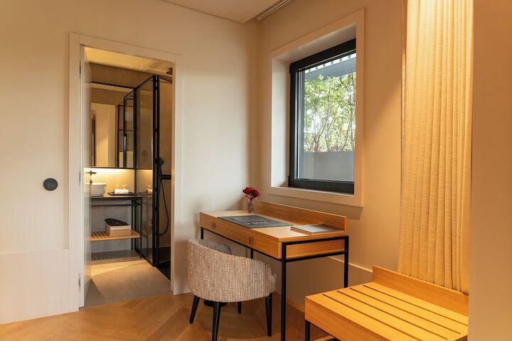 Room 20 of 58