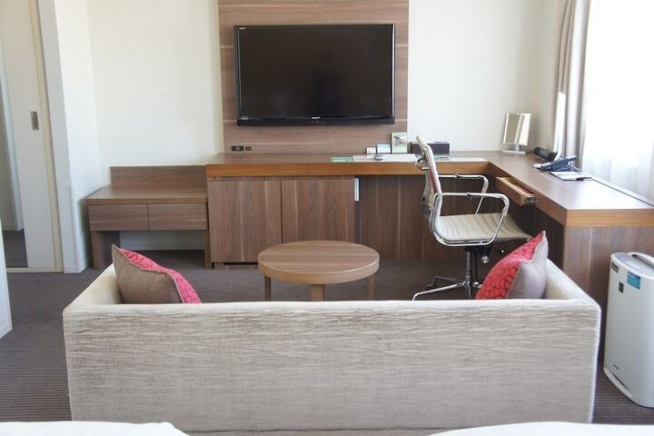 Room 11 of 52