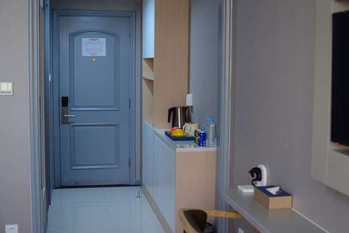 Room 5 of 22