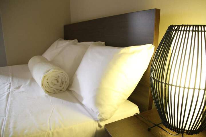 Room 8 of 17