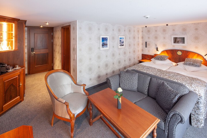 Room 5 of 46