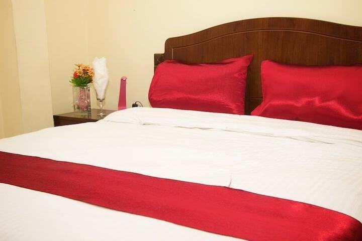 Room 3 of 30