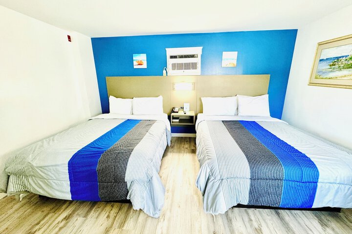1 Queen Bed (23 of 23)