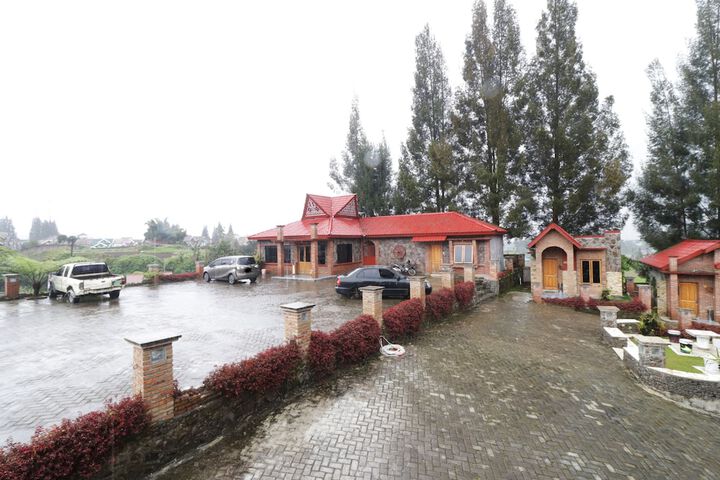 Image of Alloyna Country Cottage