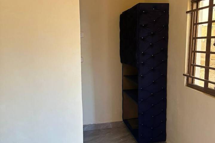 Room 4 of 22
