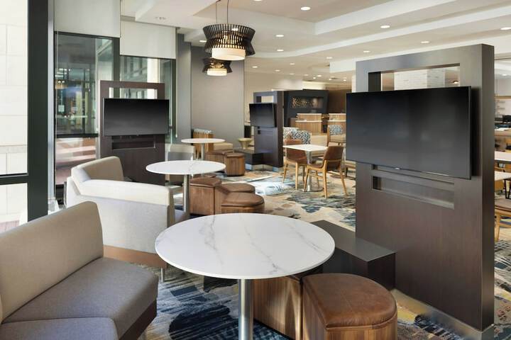 Hotel Interior 6 of 46