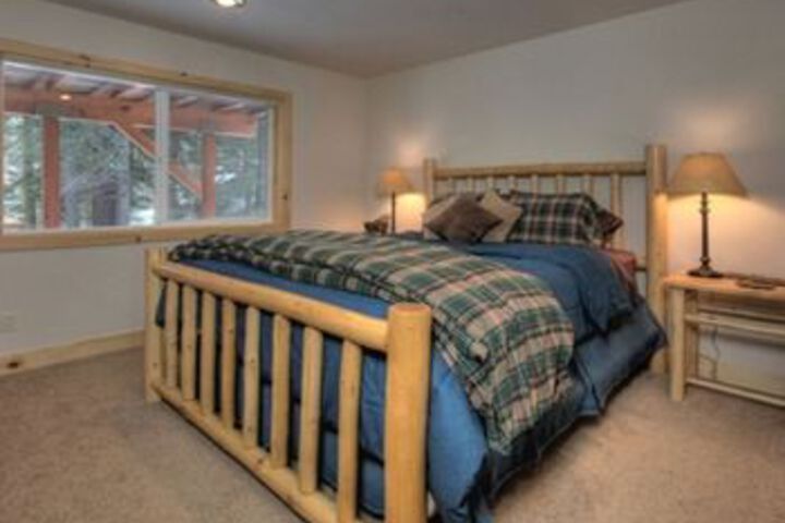 Room 4 of 19