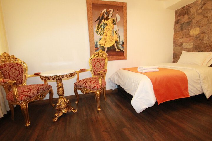 Room 13 of 96