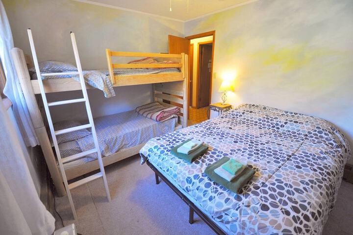 Room 28 of 46
