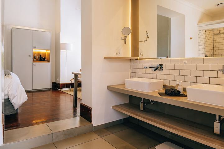 Bath Interior