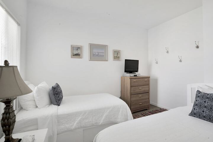 Room 73 of 219