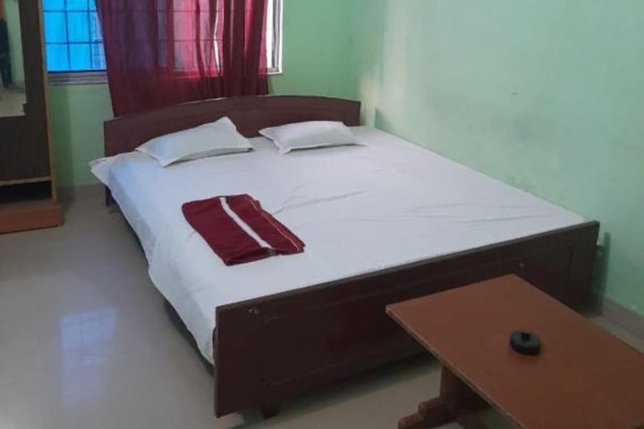 Room 17 of 26