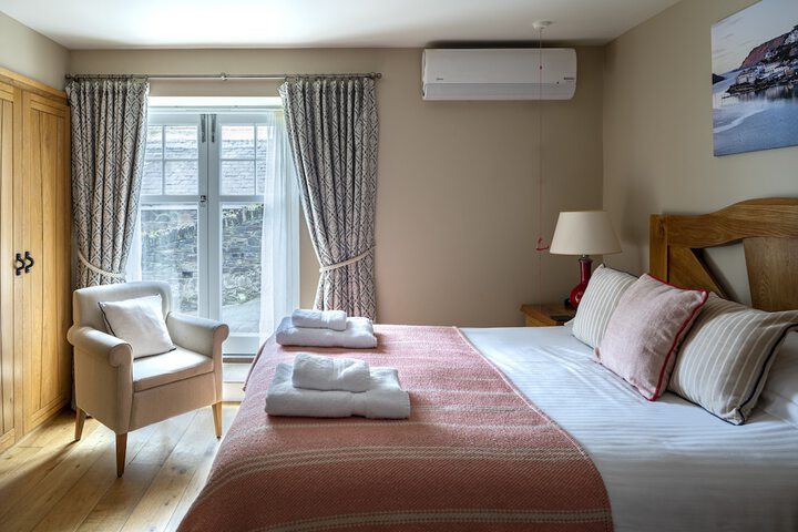 Room 21 of 94