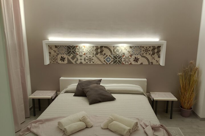 Room 28 of 90