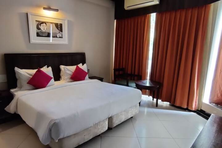 Room 17 of 61