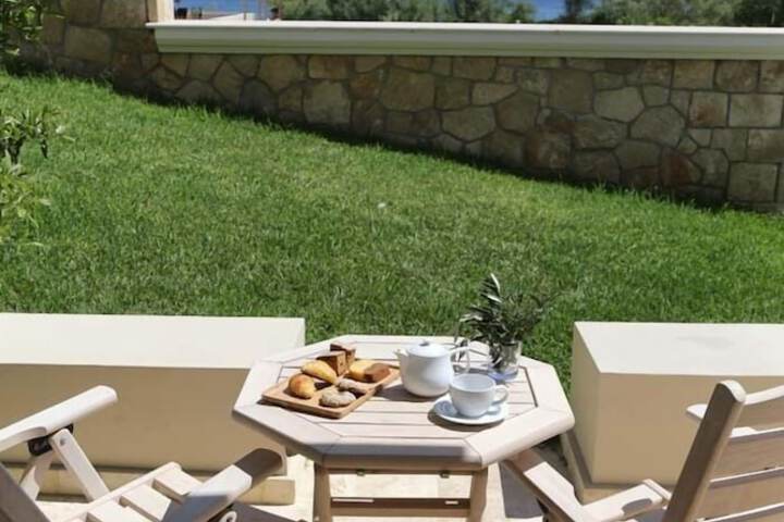 Terrace/Patio 18 of 61