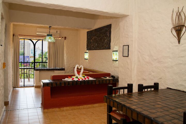 Room 14 of 49