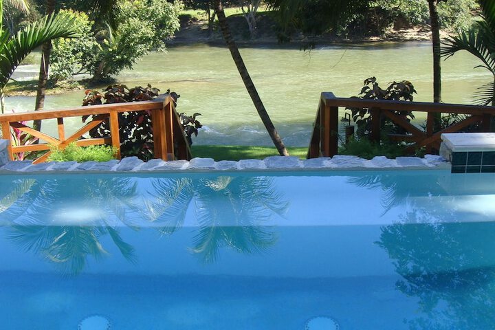Pool 19 of 38