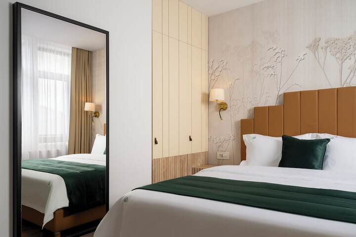 Room 8 of 30