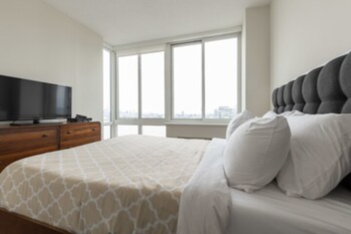 Room 160 of 246