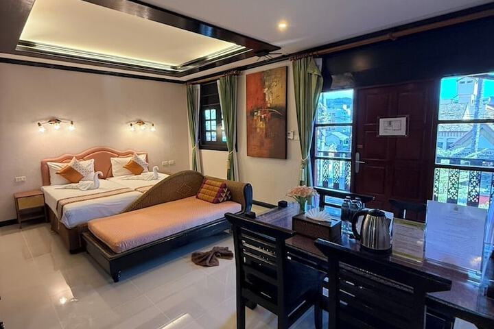 Room 47 of 133