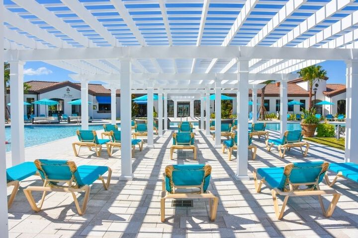 Sundeck 61 of 65