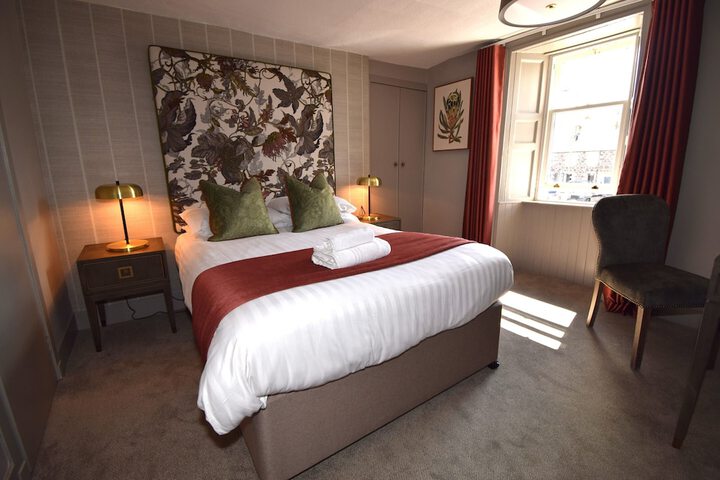 Room 6 of 23
