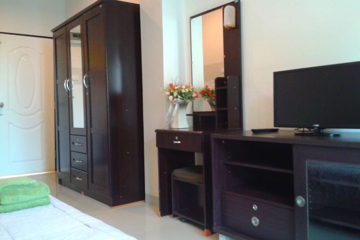 Room 43 of 51