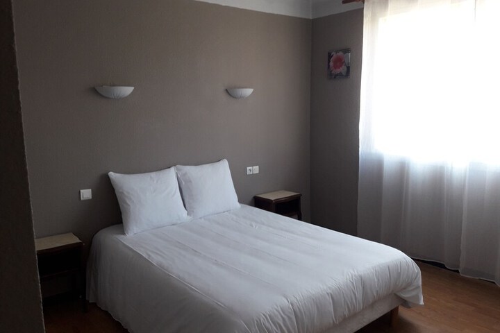 Room 6 of 35