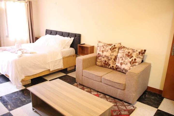Room 2 of 22