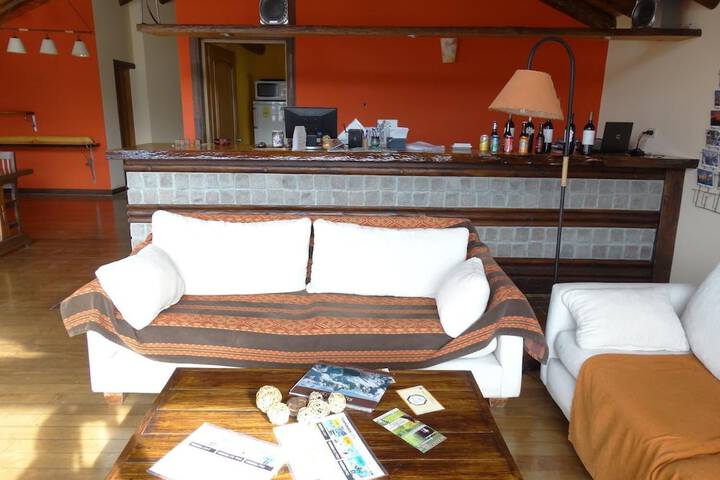 Room 12 of 25