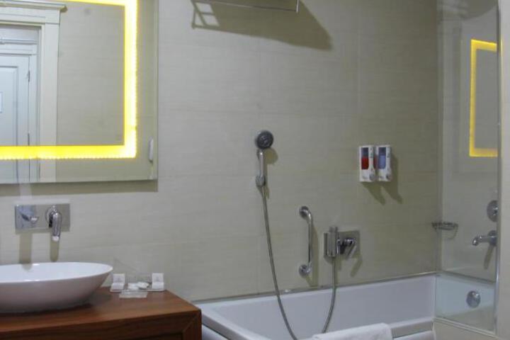 Photo 23