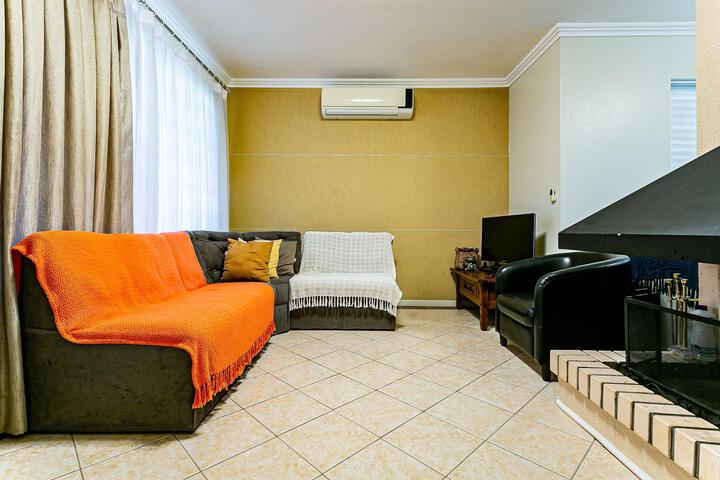 Casa sofisticada para famÃ­lias em JurerÃª RCU105