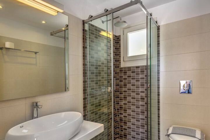 Clean Restrooms