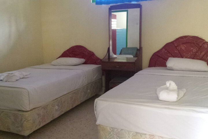 Room 13 of 54