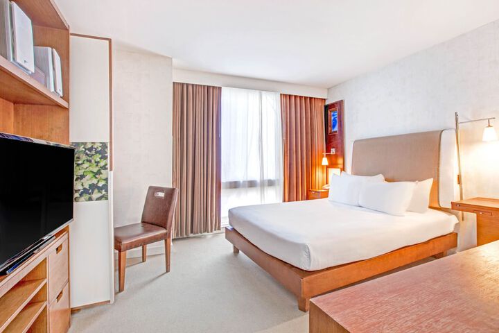 Room 45 of 82